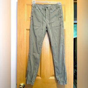 American Eagle Green Super Stretch High Waisted Ankle Zip Jogger